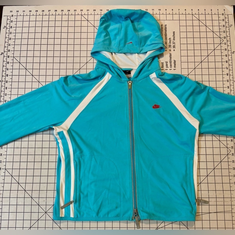 Nike Girl’s Large (12-14) Blue/White Dri Fit Jacket